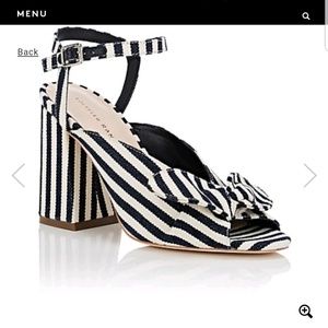 Meet your Posher, Larisa